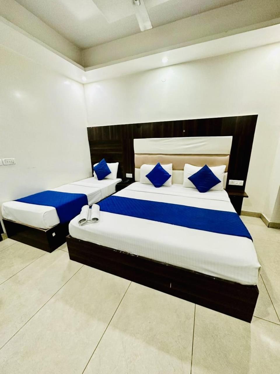 Hotel Sky Plaza 3*